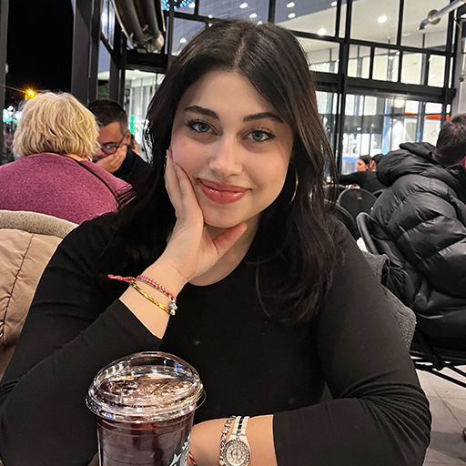 Duygu Maria Alpaslan