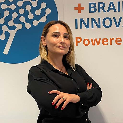 Özge Aksüt